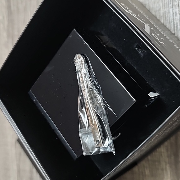 NIB - By VERSACE 19.69 ABBIGLIAMENTO SPORTIVO SRL-LUMINESCENCE CREAM - Picture 6 of 7